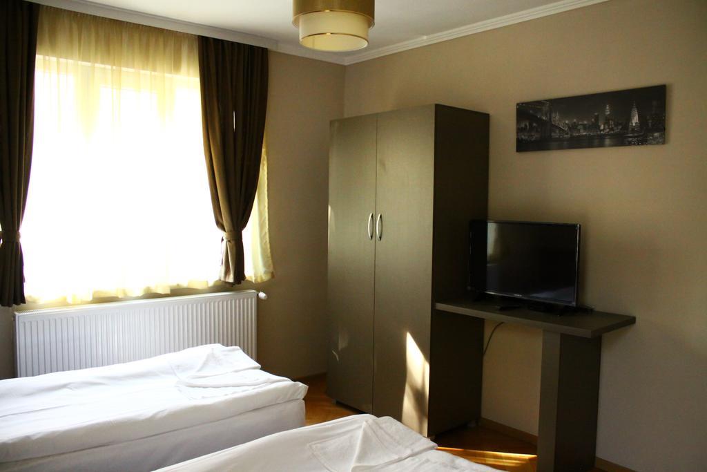 Guest House Central Kŭrdzhali Eksteriør billede